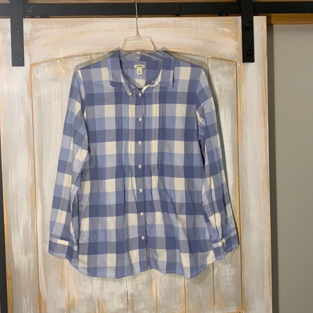 L.LBean Button Down Top